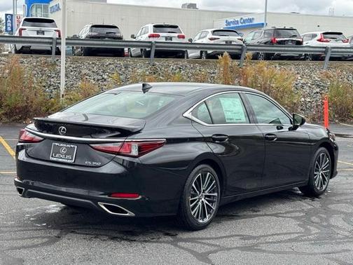 2025 Lexus ES 350 Base