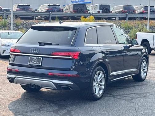 2025 Audi Q7 55 Prestige