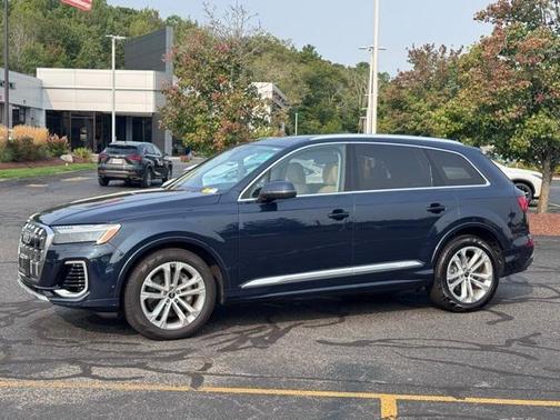 2025 Audi Q7 55 Prestige