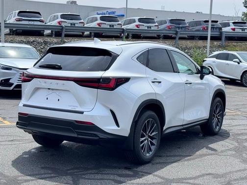 2025 Lexus NX 350 Premium