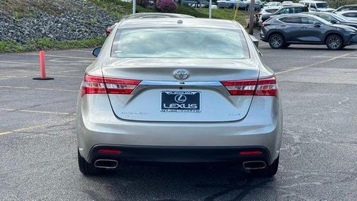 Creme Brulee Mica 2014 Toyota Avalon XLE Touring