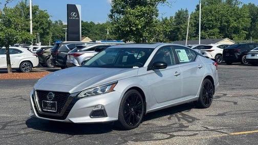 Brilliant Silver Metallic 2020 Nissan Altima 2.5 SR