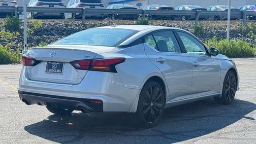 Brilliant Silver Metallic 2020 Nissan Altima 2.5 SR