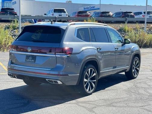 2024 Volkswagen Atlas 2.0T SEL Premium R-Line