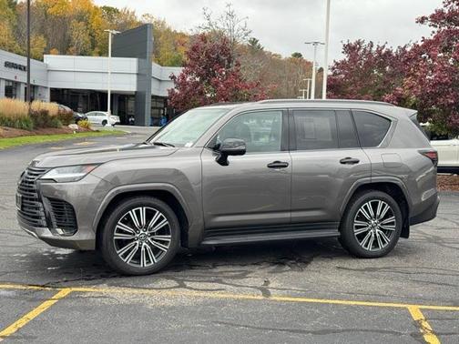 2023 Lexus LX 600 Luxury