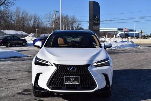 2026 Lexus NX 450h+ Luxury