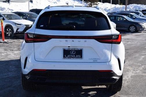 2026 Lexus NX 450h+ Luxury