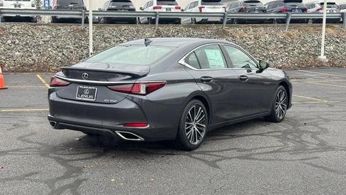 2025 Lexus ES 350 Base