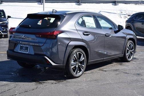 2026 Lexus UX 300h 