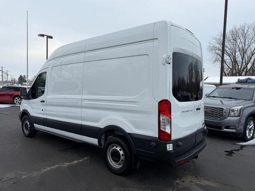 2017 Ford Transit-250 Base