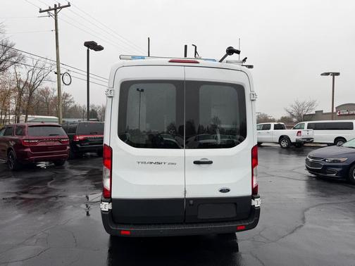 2017 Ford Transit-250 Base