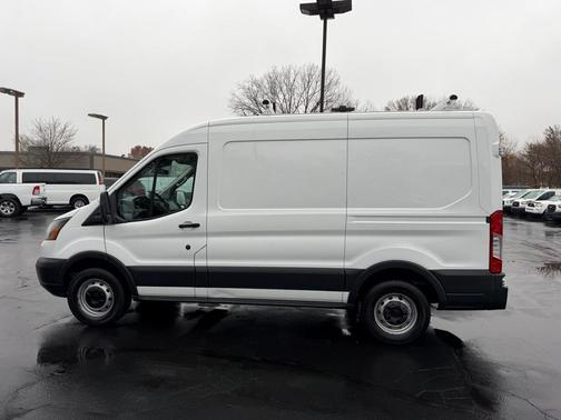 2017 Ford Transit-250 Base