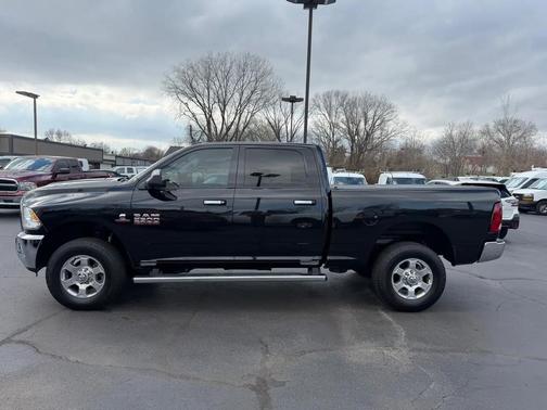 2017 RAM 2500 Lone Star 4x4 Crew Cab 6'4'' Box