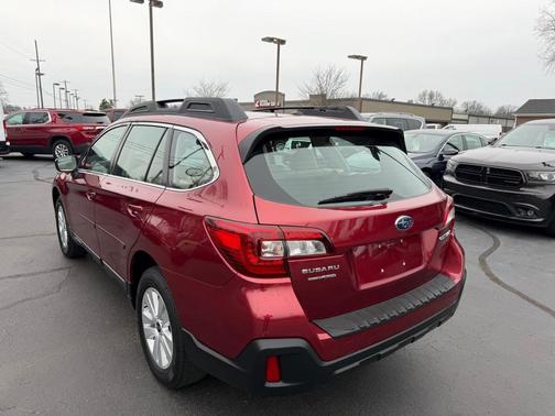 2019 Subaru Outback 2.5i