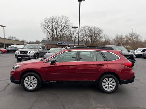 Maroon 2019 Subaru Outback 2.5i