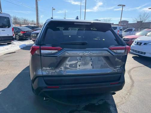 2019 Toyota RAV4 XLE