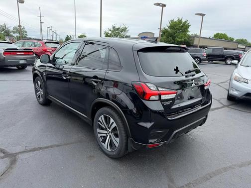 Black 2021 Mitsubishi Outlander Sport 2.0 ES