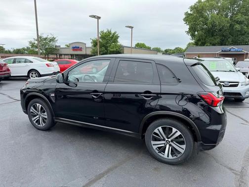 Black 2021 Mitsubishi Outlander Sport 2.0 ES