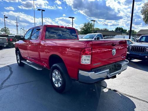 2022 RAM 2500 Big Horn 4x4 Crew Cab 6'4'' Box