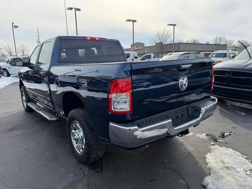 2019 RAM 2500 Big Horn 4x4 Crew Cab 6'4'' Box