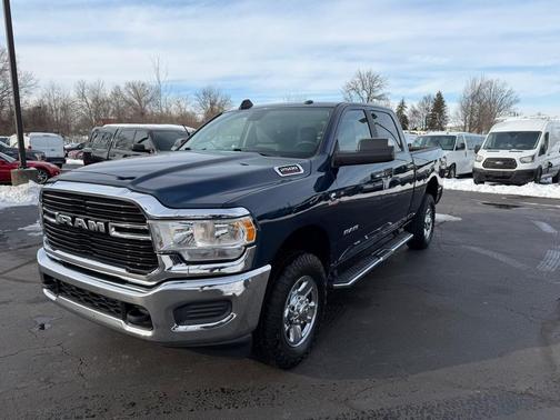 2019 RAM 2500 Big Horn 4x4 Crew Cab 6'4'' Box