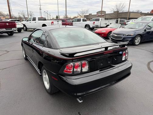 1994 Ford Mustang Base
