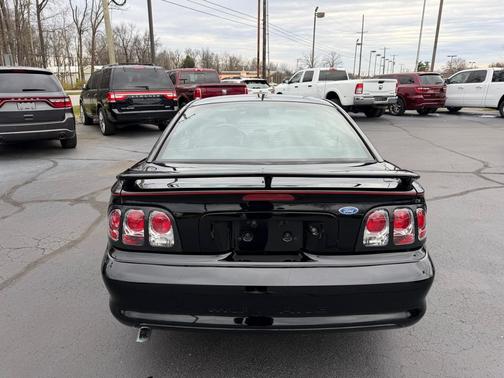 1994 Ford Mustang Base