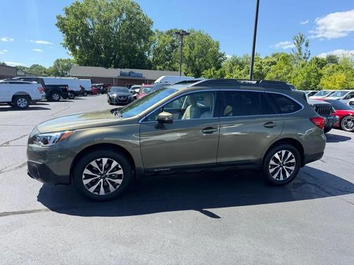 Green 2015 Subaru Outback 2.5i Limited