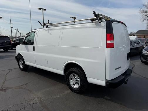 2021 Chevrolet Express 2500 RWD 2500 135''