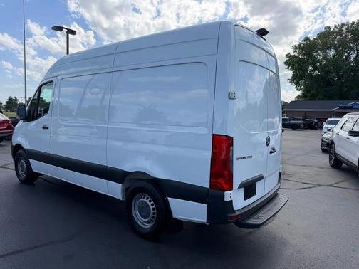 White 2020 Mercedes-Benz Sprinter 1500 1500 Standard Roof I4 144'' RWD