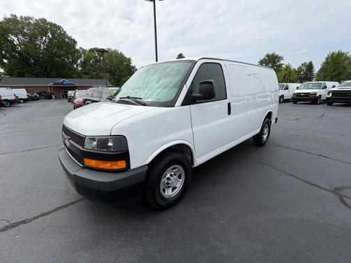 Summit White 2020 Chevrolet Express 2500 LT