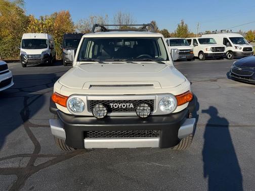 2014 Toyota FJ Cruiser Base