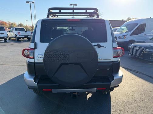 2014 Toyota FJ Cruiser Base