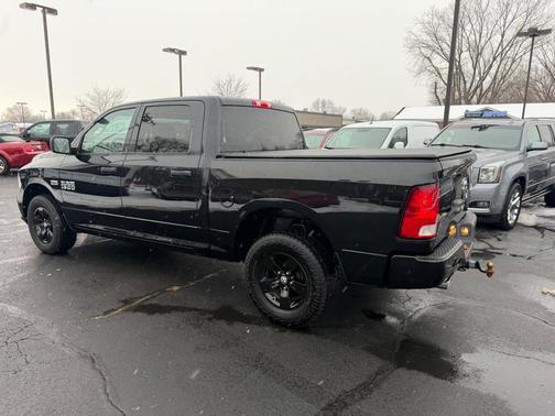 2016 RAM 1500 Tradesman/Express