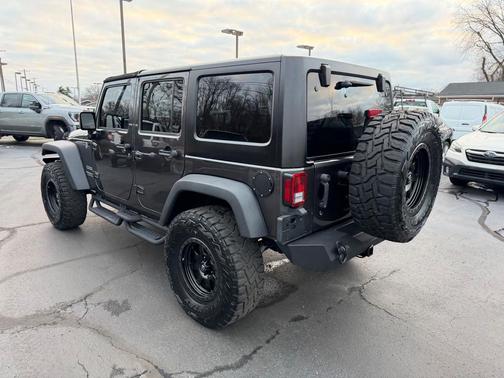 2017 Jeep Wrangler Unlimited Sport