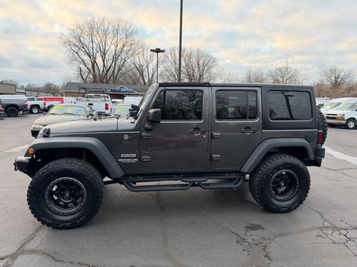 2017 Jeep Wrangler Unlimited Sport