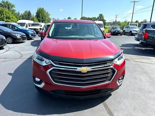 2021 Chevrolet Traverse LT Cloth