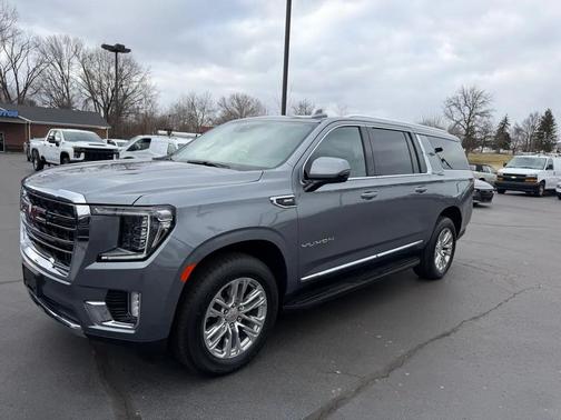 2022 GMC Yukon XL SLT