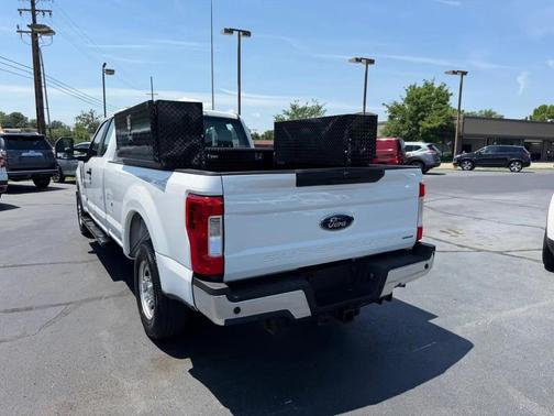 white 2019 Ford F-250 XL 2WD SuperCab 8' Box