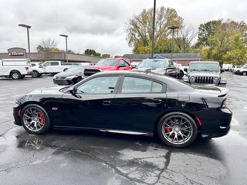 2017 Dodge Charger SRT 392