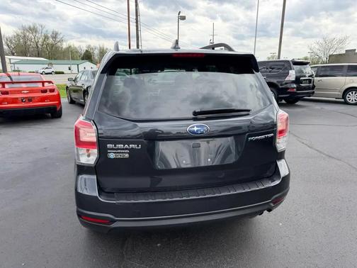 Dark Gray 2018 Subaru Forester 2.5i Premium