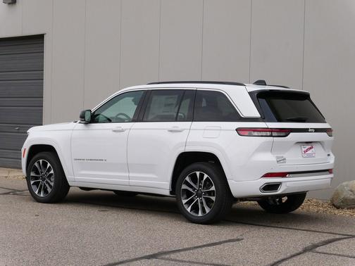 2025 Jeep Grand Cherokee Overland