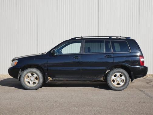 2004 Toyota Highlander Base