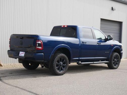 Patriot Blue Pearlcoat 2022 RAM 2500 Laramie Crew Cab 4x4 6'4' Box