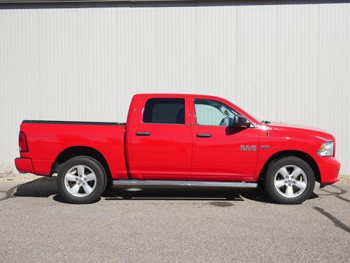 2016 RAM 1500 Tradesman/Express