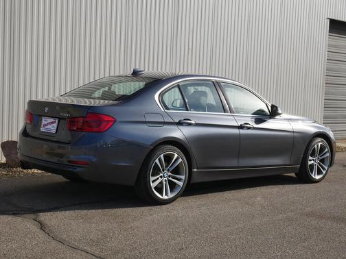 Mineral Gray Metallic 2018 BMW 330 xDrive