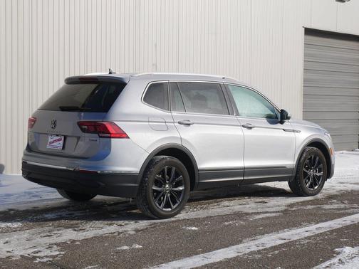 2024 Volkswagen Tiguan 2.0T SE 4MOTION