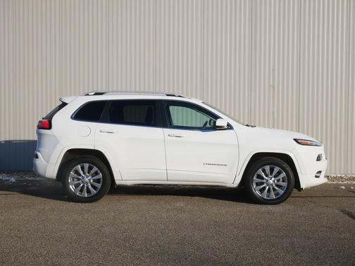 2018 Jeep Cherokee Overland