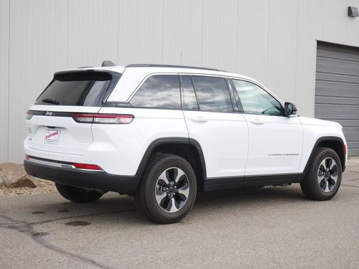 2025 Jeep Grand Cherokee 4xe Base