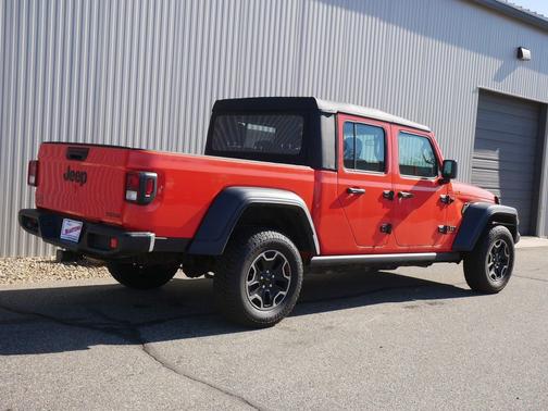 Punkn Metallic Clearcoat 2020 Jeep Gladiator Sport